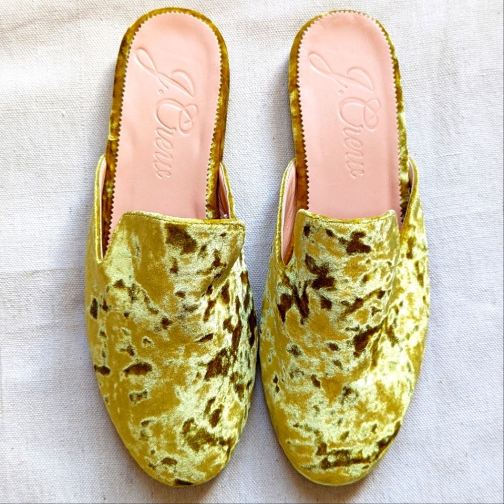 J Crew Velvet Slide in Pistachio Green Color 9M